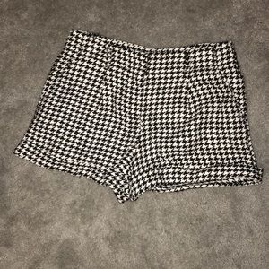 Black and white patterned shorts